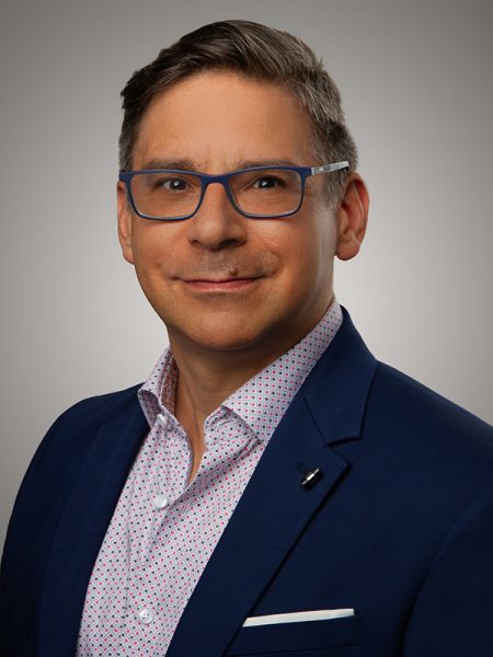 Künstlerischer Berater Angelo Raciti